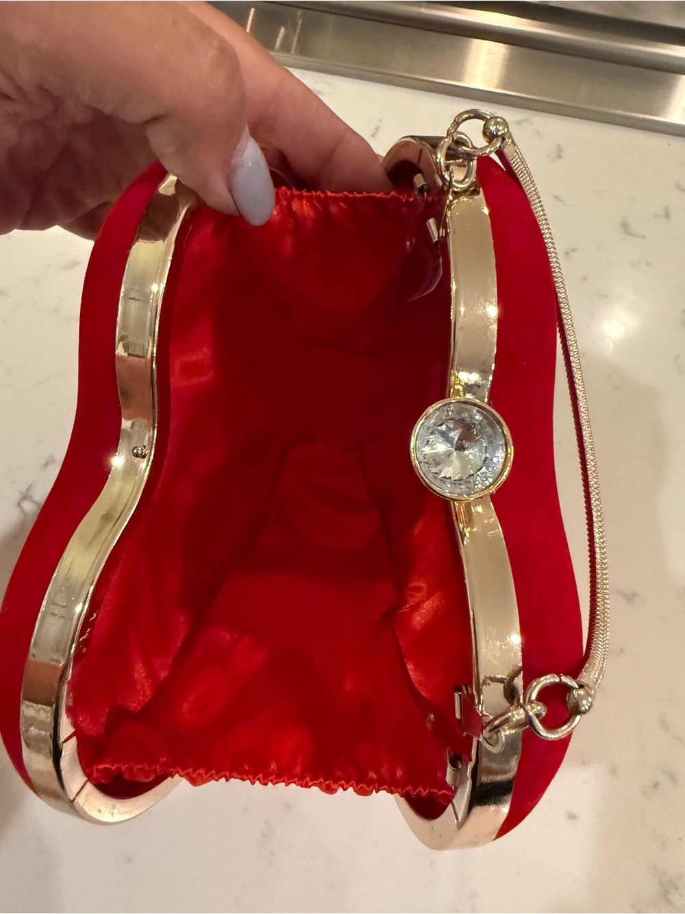 Red Velvet Heart Shaped Evening Bag Gold Tone Rhinestone Clutch - Picture 9 of 13